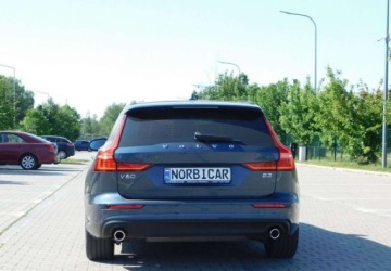 Volvo V60 II  2021 Volvo V60 z Gwarancja Bezwypadkowy Model 2022r 2.0 Benzyna 163KM, zdjęcie 7