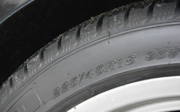 BMW Seria 3 E90-91-92-93 Limuzyna E90 318i 143KM 2008 BMW Seria 3 2.0B 2008r Navi Nowe Opony Zadbany 2.0 Benzyna 143KM, zdjęcie 9