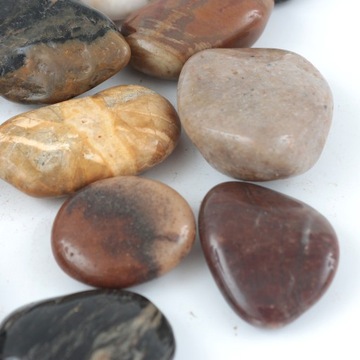 OTOCZAKI WIELOKOLOROWE POLEROWANE GŁADKIE NATURALNE KAMIENIE 1KG 5-8CM
