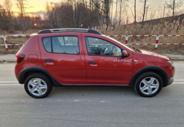 Dacia Sandero II Hatchback 5d TCe  90KM 2014 Dacia Sandero Stepway 90KM 1wlasciciel Alu Czujniki Parkowania Zarejestro, zdjęcie 9