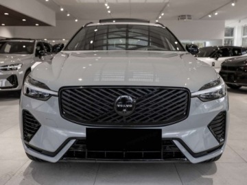 Volvo XC60 II 2026 VOLVO XC60 B5 AWD Ultra Black Edition Suv 2.0 (264KM) 2026, zdjęcie 3