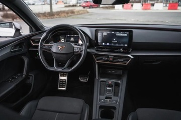 Cupra Leon II Hatchback PHEV 1.4 e-Hybrid 204KM 2021 Cupra Leon 1.4 e-Hybrid, Serwis ASO, Automat, zdjęcie 2