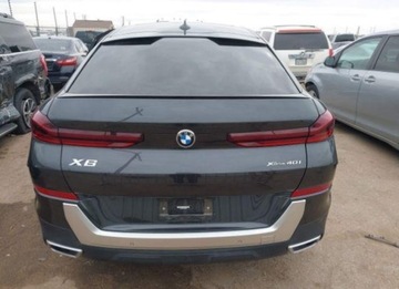 BMW X6 G06 2022 BMW X6 2022, 3.0L, 4x4, od ubezpieczalni 3.0 Benzyna 335KM, zdjęcie 6