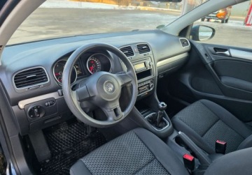 Volkswagen Golf VI Hatchback 5d 1.6 TDI-CR DPF BlueMotion 105KM 2010 Volkswagen Golf 1.6Dieselserwisprosto z Niemiec 1.6 Diesel 105KM, zdjęcie 8