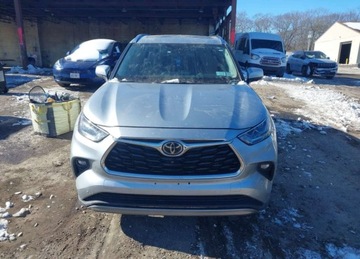 Toyota Highlander III 2023 Toyota Highlander Platinum, od ubezpieczalni 2.4 Benzyna 265KM, zdjęcie 2