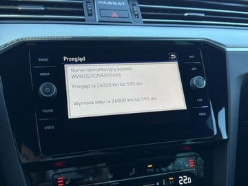 Volkswagen Passat B8 Variant Facelifting 2.0 TDI SCR 200KM 2022 Volkswagen Passat R-Line 4Mot. HarmanKardon LED Matrix Hak Kamera Cofania, zdjęcie 27