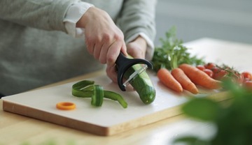 FISKARS 1016122 Функциональный нож для снятия форм