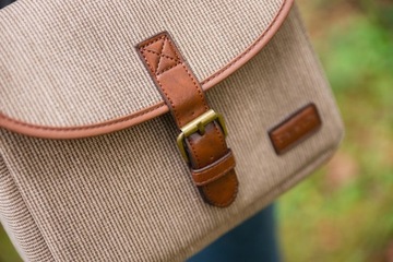 Женская сумка для фотоаппарата в стиле ретро