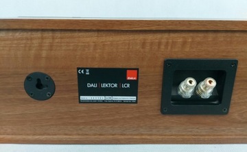 Dali Lektor LCR - Орех - центральная колонна