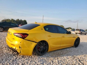 Maserati Ghibli III 2022 Maserati Ghibli Trofeo 2022 3.8l 3.8 Benzyna 580KM, zdjęcie 3