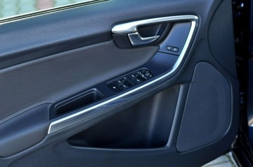 Volvo V60 I Kombi 1.6 DRIVe 115KM 2013 Volvo V60 LiFT Ledy 1,6 HDi 115Km Automat Navi, zdjęcie 4