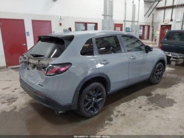 Honda ZR-V 2023 Honda ZR-V 2023 r., 2,0L AWD SPORT 2.0 Benzyna 158KM, zdjęcie 5