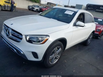 Mercedes GLC C254/X254 2022 Mercedes-Benz GLC 300 suv 2.0 Benzyna 255KM, zdjęcie 2