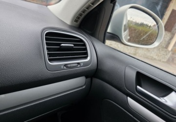 Volkswagen Golf VI Variant 1.2 TSI 105KM 2011 Volkswagen Golf Wzorowy - Klimatronik - Navi - Salon Polska 1.2 Benzyna, zdjęcie 15