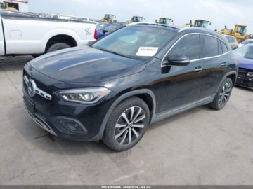 Mercedes GLA II 2021 Mercedes-Benz GLA 250 2021 2.0l 2.0 Benzyna 221KM, zdjęcie 1