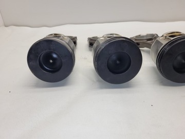 TŁOK KORBOWÓD MAZDA 5 6 2.0 CITD RF7J