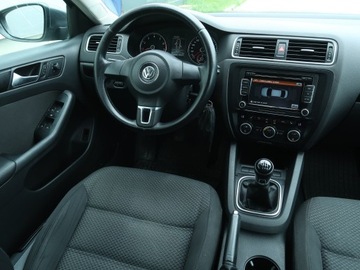 Volkswagen Jetta VI Sedan 1.4 TSI 122KM 2014 VW Jetta 1.4 TSI, Salon Polska, Klima, zdjęcie 6