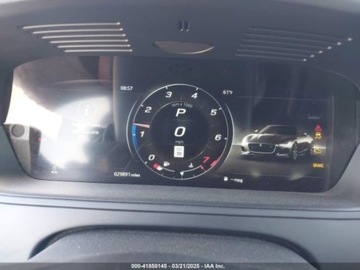 Jaguar F-Type Kabriolet R Facelifting 5.0 V8 575KM 2021 Jaguar F-Type Jaguar F-Type R 4x4, od ubezpieczalni 5.0 Benzyna 575KM, zdjęcie 10