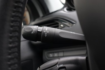 Peugeot 208 I Hatchback 5d Facelifting 1.2 PureTech 82KM 2017 Peugeot 208 1.2 PureTech, Salon Polska, zdjęcie 17