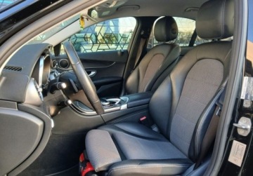 Mercedes Klasa C W205 Limuzyna 180 156KM 2018 Mercedes-Benz Klasa C C 180 9G-TRONIC Salon PL Vat Marza Apple Car Pla, zdjęcie 6