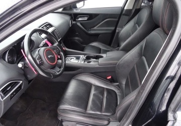 Jaguar F-Pace SUV 3.0 TDV6 300KM 2016 Jaguar F-Pace 3.0D 300KM Automat Led Skora Navi Bezwypadkowy Zarejestrowany, zdjęcie 9