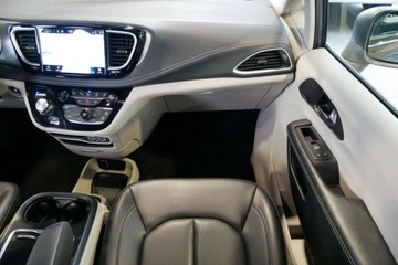 Chrysler Pacifica II 2023 Chrysler Pacifica TouringL Polift Pentastar 3.6L V6 7os. 291KM Radar Cam36, zdjęcie 14