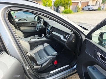 Volvo XC60 II Crossover D4 190KM 2020 Volvo XC 60 ___R-Design___2.0 D4 190KM Geartronic FULL LED Virtual Kamera, zdjęcie 18