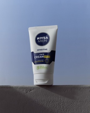 NIVEA MEN Защитный крем для чувствительной кожи SPF 15