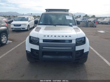 Land Rover Defender IV (L663) 2022 Land Rover Defender 110 X-Dynamic HSE 2022 3.0l 3.0 Benzyna 395KM, zdjęcie 8