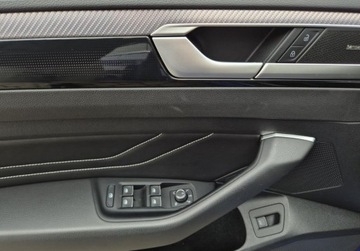 Volkswagen Arteon Fastback Facelifting 2.0 TDI 200KM 2023 Volkswagen Arteon R-Line 2.0TDI 200KM DSG Kamera360 ACC Hak Webasto Panora, zdjęcie 13
