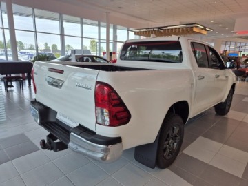 Toyota Hilux VIII Podwójna kabina Facelifting 2024 2.8 D-4D 204KM 2025 Toyota Hilux 2.8 D-4D Double Cab Active 4x4 Toyota, zdjęcie 1