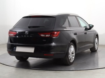 Seat Leon III ST 2.0 TDI CR 150KM 2015 Seat Leon 2.0 TDI, DSG, Navi, Klima, Klimatronic, zdjęcie 4