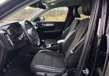 Volvo XC40 Crossover 2.0 D3 150KM 2019 Volvo XC 40 2,0 Multi Led 150PS Virtual Tacho Skora Harman Kardon Reling S, zdjęcie 14
