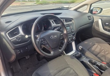 Kia Ceed II Kombi 1.6 GDI 135KM 2014 Kia Ceed 1.6Benzynaniski przebiegBezwypadkowazobacz 1.6 Benzyna 135KM, zdjęcie 8