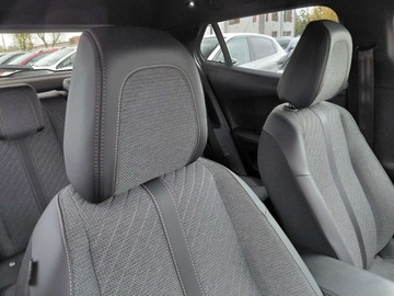 Peugeot 2008 II SUV 1.2 PureTech 130KM 2023 Peugeot 2008 Lift Automat Navi Sensor Elektryka PDC Alu 1.2 Benzyna 130KM, zdjęcie 14