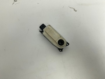 SILNICZEK ŻALUZJI POWIETRZA FORD KUGA MK3 LX6B-8476-BB