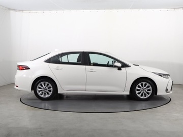 Toyota Corolla XII Sedan Facelifting 1.5 VVT-i 125KM 2023 Toyota Corolla 1.5 VVT-i, Salon Polska, zdjęcie 5