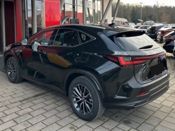 Lexus NX II SUV Facelifting 2.5 350h 243KM 2024 LEXUS NX 350h Prestige 2WD Suv 2.5 (243KM) 2024, zdjęcie 4
