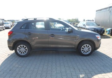 Mitsubishi ASX I SUV 1.8 DID MIVEC 150KM 2011 Mitsubishi ASX Mitsubishi ASX 1.8 diesel 150 KM 4X4 1.8 Diesel 150KM, zdjęcie 3