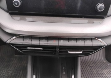 Skoda Octavia IV Liftback 1.5 TSI EVO 150KM 2023 Skoda Octavia 2023r, SALON POLSKA. 1.5 Benzyna. Uszkodzona. Poobijana. VAT, zdjęcie 11