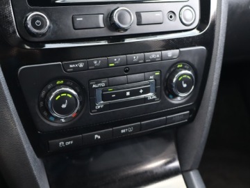 Skoda Octavia II Kombi 2.0 TDI CR DPF 170KM 2012 Skoda Octavia RS 2.0 TDI, 167 KM, Navi, Klima, zdjęcie 15