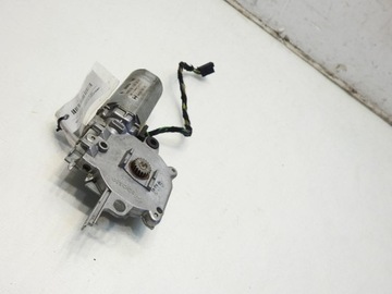 MOTOREK STŘEŠNÍHO OKNA MERCEDES W220 0390200005