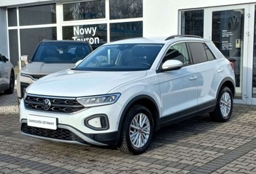 Volkswagen T-Roc I SUV Facelifting 1.5 TSI ACT 150KM 2022 Volkswagen T-Roc 1,5 TSI 150kM LifePlus Salon Polska F.Vat 23 1.5 Benzyna, zdjęcie 2