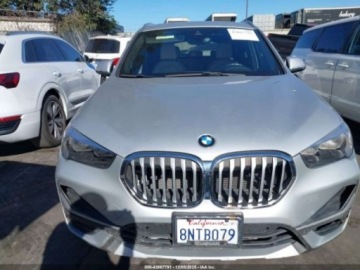 BMW X1 F48 2020 BMW X1 xDrive28i, od ubezpieczalni 2.0 Benzyna 228KM, zdjęcie 2