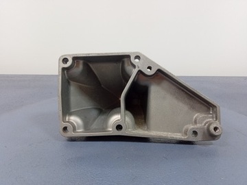 CL W216 W221 5.5 V8 UCHYCENÍ MOTORU LEVÝ A2732230504