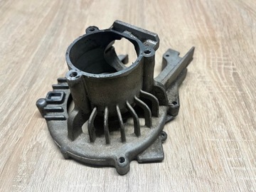 КОРПУС ДВИГАТЕЛЯ HOMELITE HT-17 KARTER