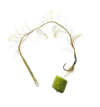 CARP LEADERS CAMOU GLON + БЕСПЛАТНАЯ ИГЛА ДЛЯ КАРПА!