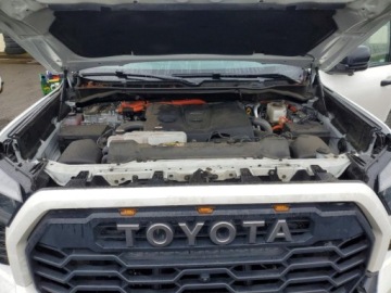 Toyota Tundra II 2024 Toyota Tundra Crewmax Limited 2024 3.4 Hybryda 437KM, zdjęcie 6
