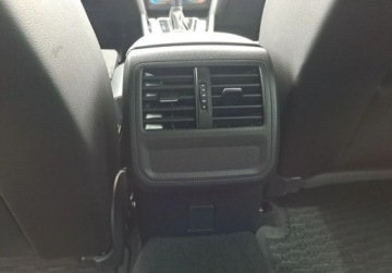 Volkswagen Passat B8 Variant Facelifting 1.5 TSI EVO 150KM 2023 Volkswagen Passat Elegance 1.5 TSI 150 KM DSG Podg. fot Navi Kamera, zdjęcie 15