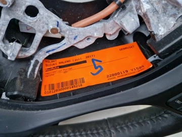 VOLANT KŮŽE MULTIFUNKČNÍ SUZUKI BALENO